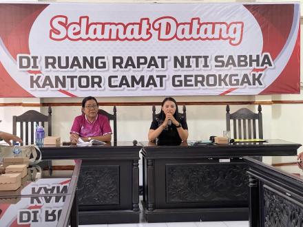 Anggota PKK Penggulon Menghadiri Rapat Rutin Bahas Persiapan Lomba PSBS Padas